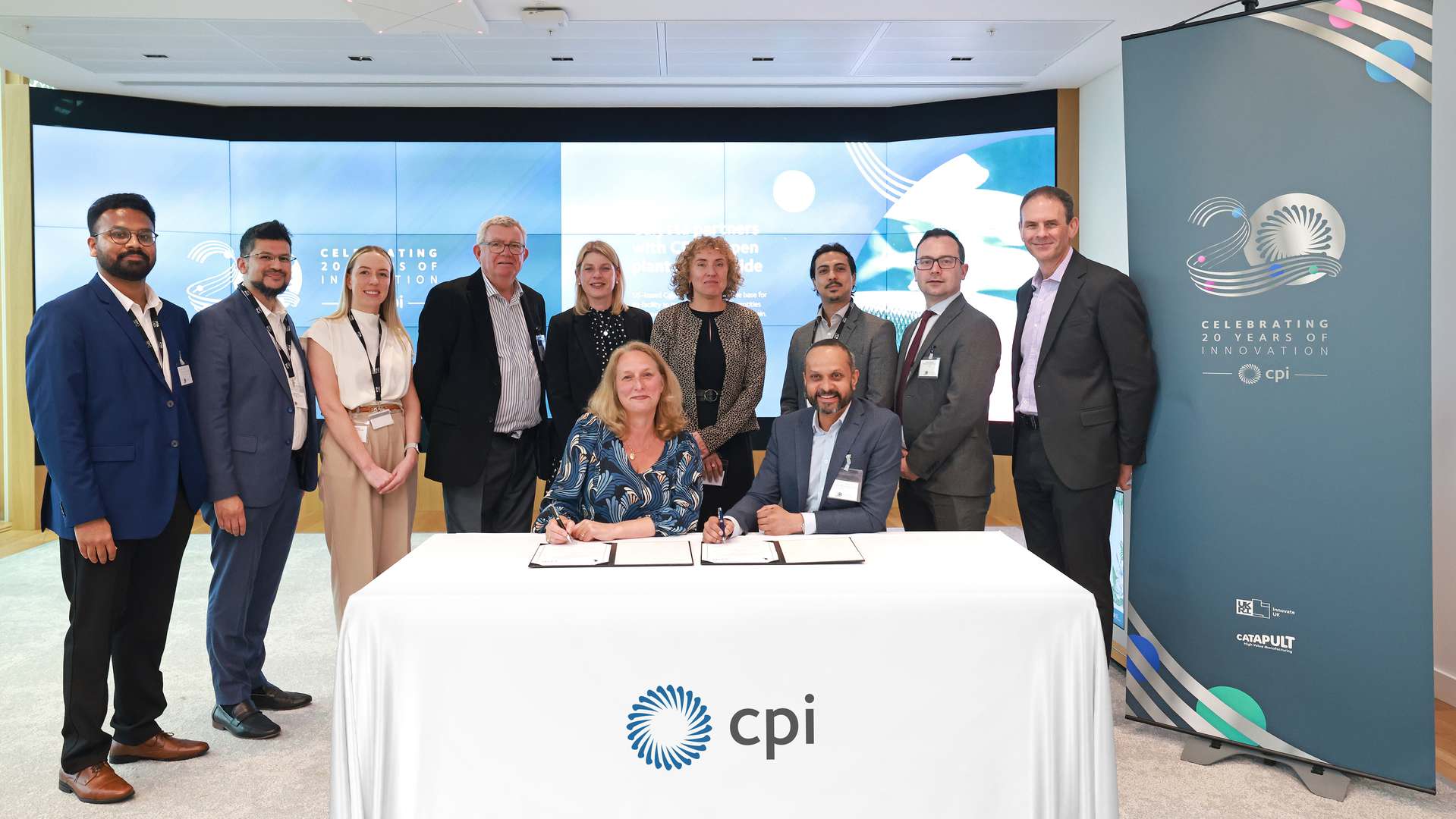 The signing of the alliance between CPI and LYVA Labs. The signing of the alliance between CPI and LYVA Labs.