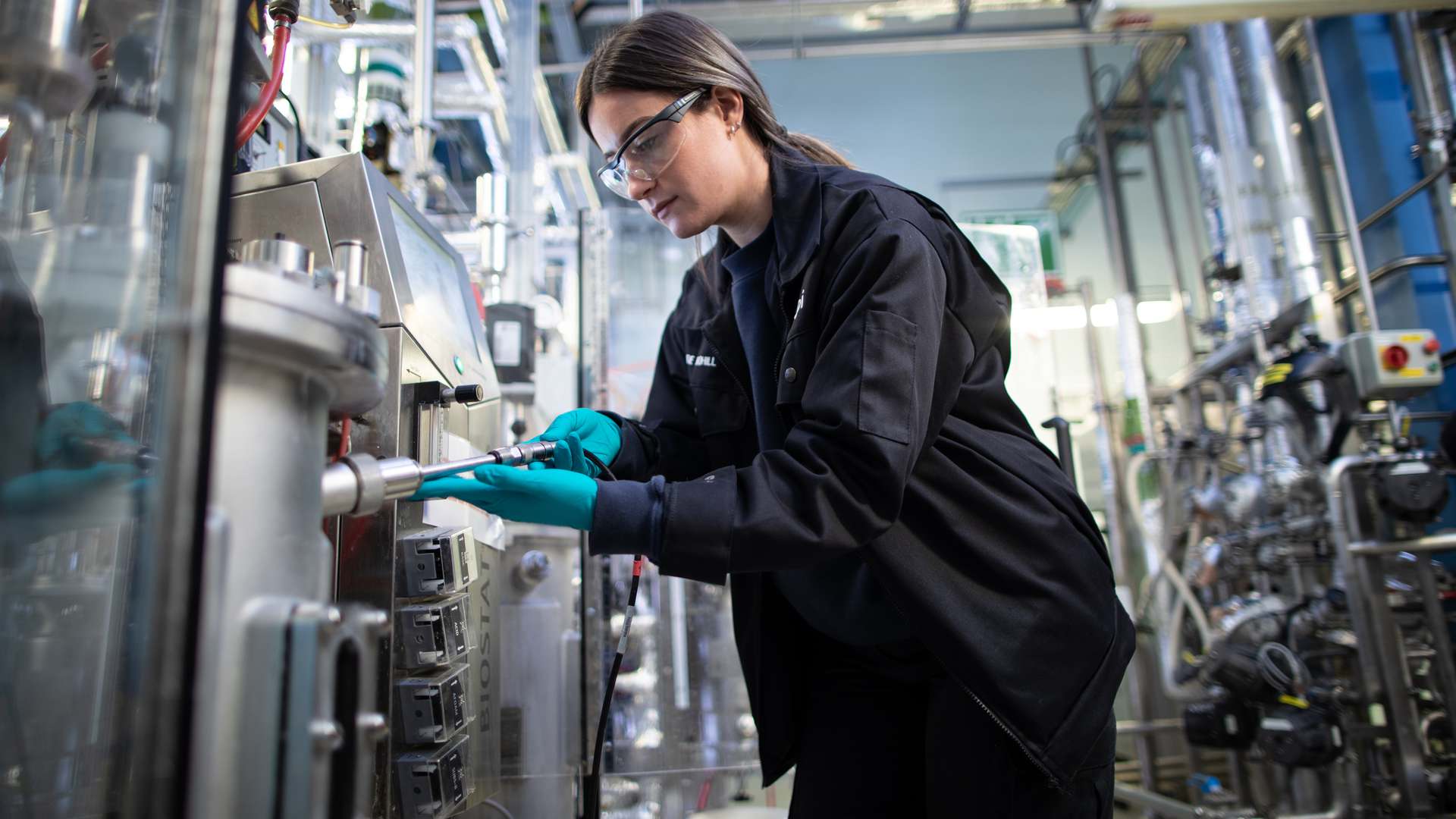 A CPI scientist working on fermentation in a lab A CPI scientist working on fermentation in a lab