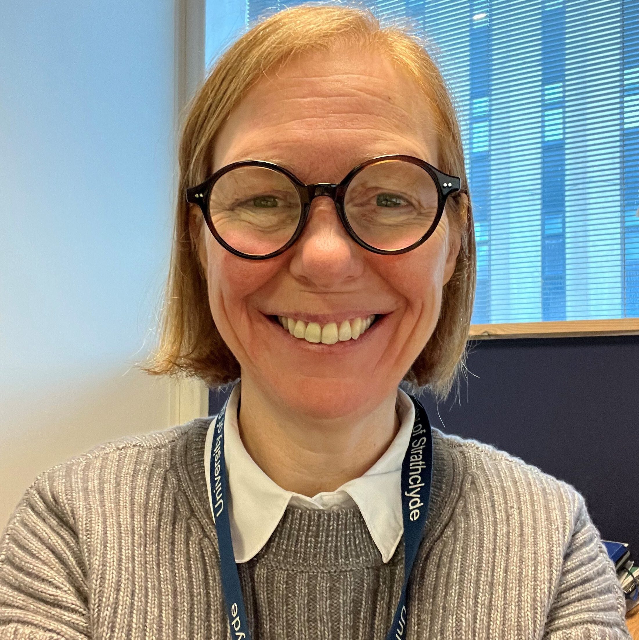 Professor Yvonne Perrie - Chair in Drug Delivery within Strathclyde Institute of Pharmacy and Biomedical sciences Professor Yvonne Perrie - Chair in Drug Delivery within Strathclyde Institute of Pharmacy and Biomedical sciences