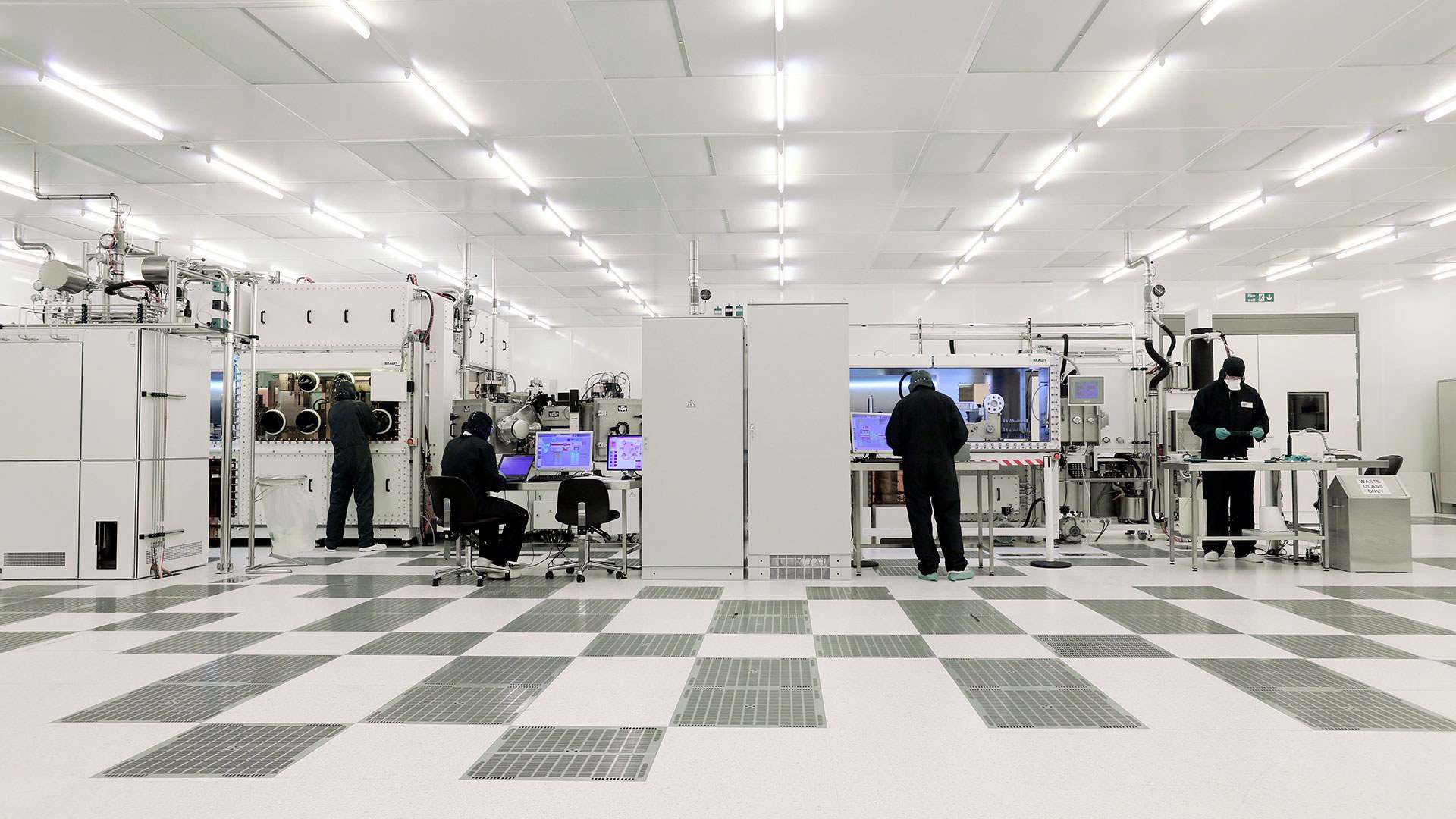 Cleanroom at CPI's National Printable Electronics Centre Cleanroom at CPI's National Printable Electronics Centre