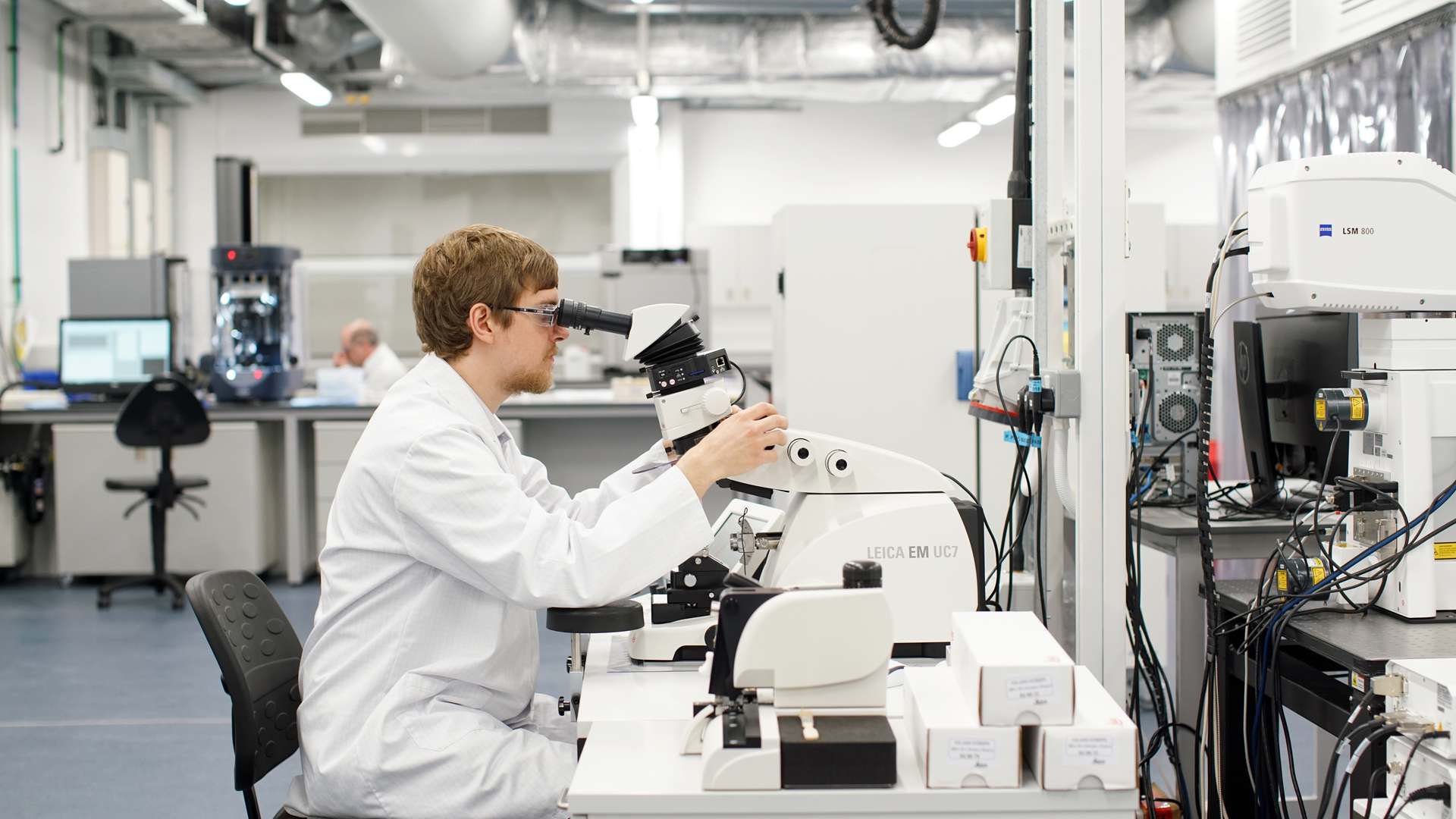CPI is working with the Materials Innovation Factory to create a project focused on improving the high throughput production and characterisation of liquid formulations across consumer goods. Pictured are staff in CPI’s formulation facility at NETPark, in Sedgefield, County Durham CPI is working with the Materials Innovation Factory to create a project focused on improving the high throughput production and characterisation of liquid formulations across consumer goods. Pictured are staff in CPI’s formulation facility at NETPark, in Sedgefield, County Durham