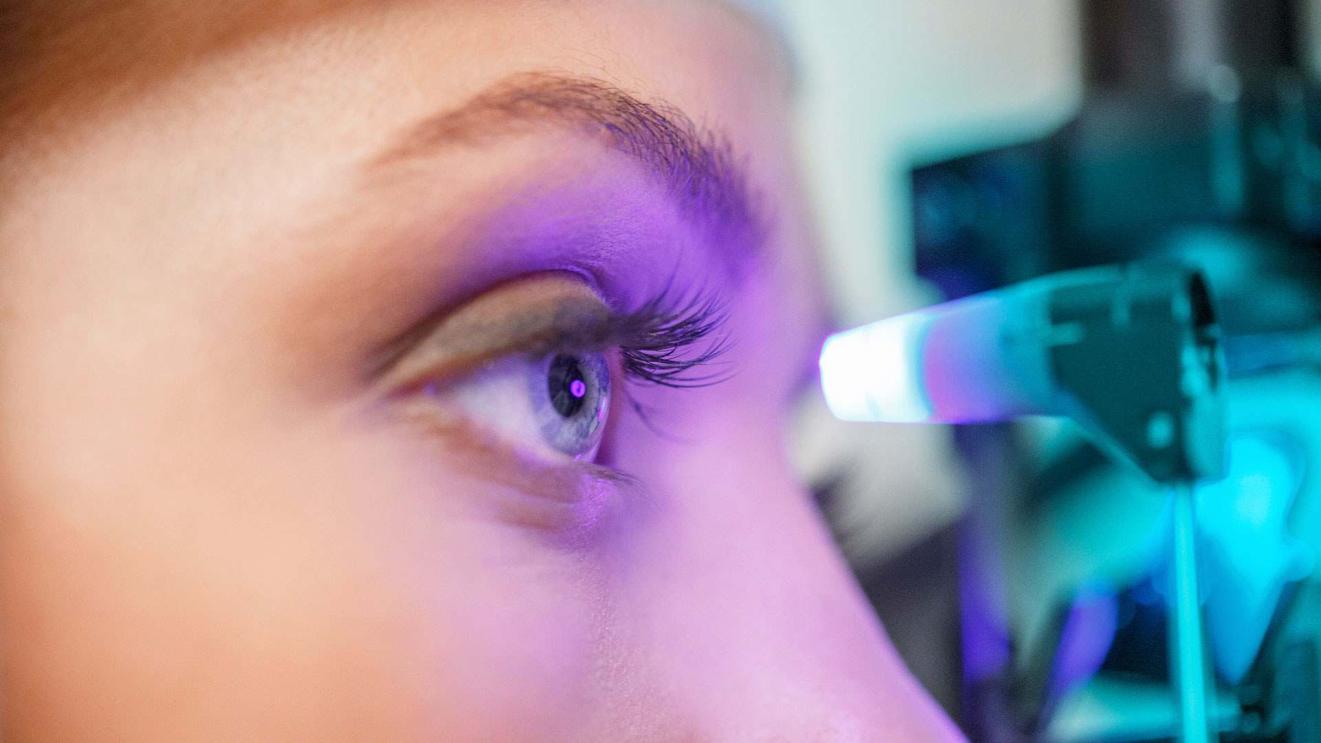 medtech-light-eye medtech-light-eye