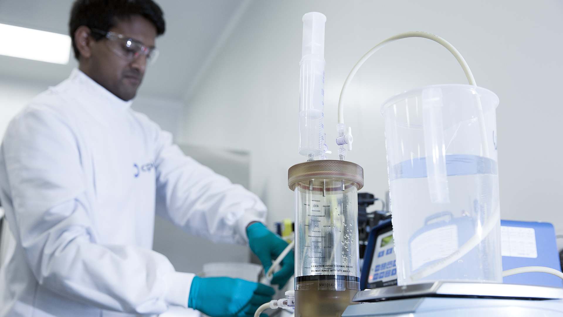 The Nanofacturing project has addressed market challenges by developing clinically compliant, sustainable manufacturing processes capable of taking products, including glycan-coated gold nanoparticles, through to pre-commercial manufacture The Nanofacturing project has addressed market challenges by developing clinically compliant, sustainable manufacturing processes capable of taking products, including glycan-coated gold nanoparticles, through to pre-commercial manufacture