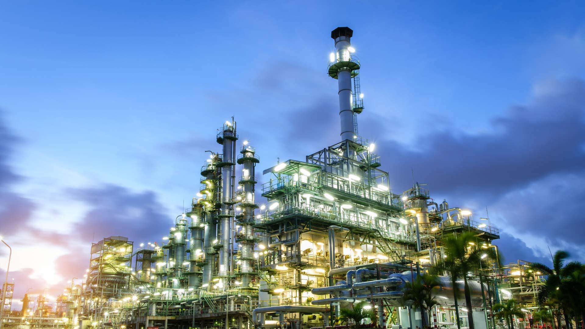 A photo of a biorefinery A photo of a biorefinery