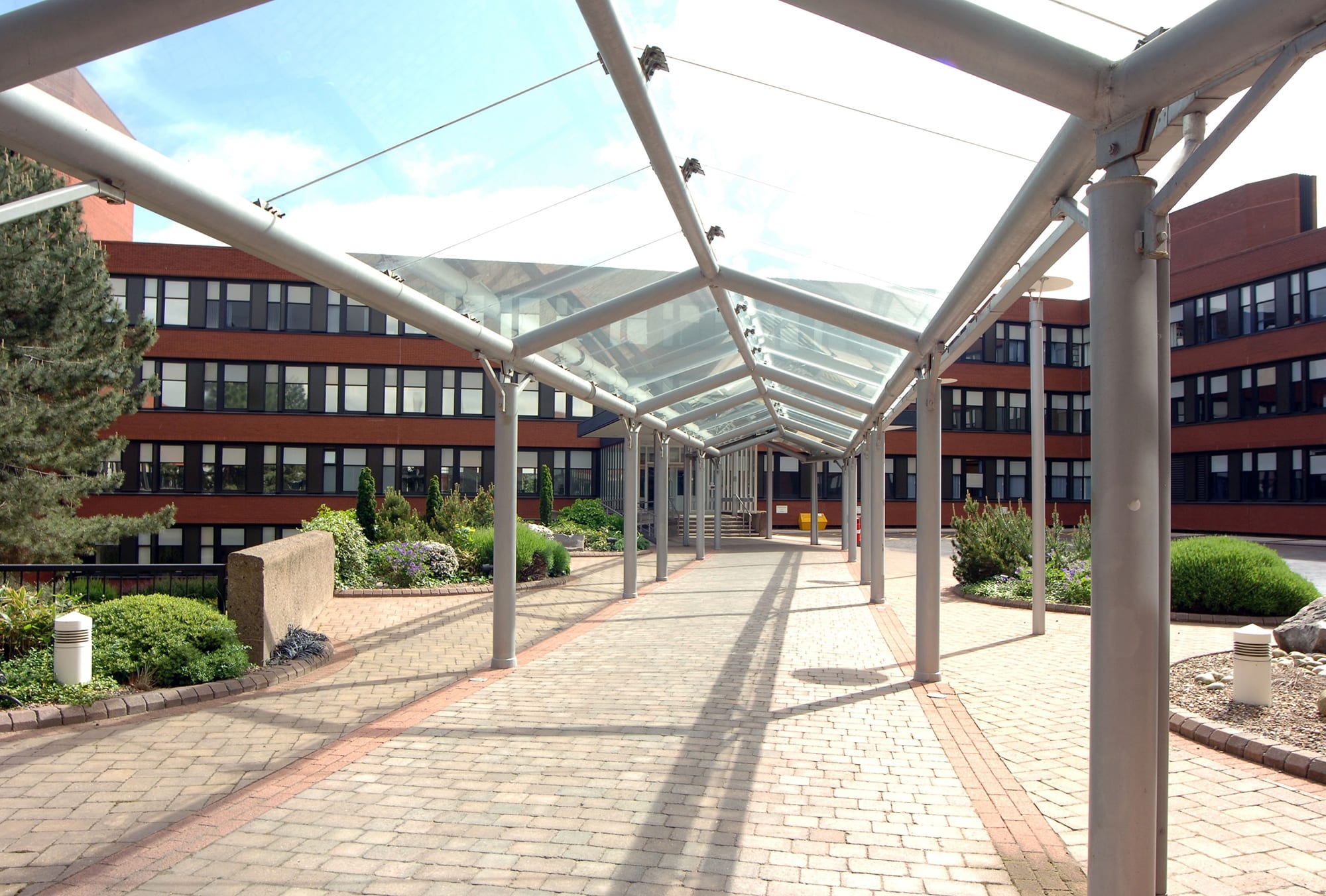 Wilton-centre-entrance